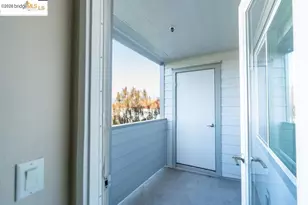 6400 Christie Ave, Emeryville, CA 94608 - Photo 11