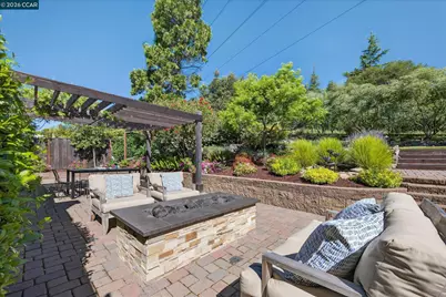 31 Ivy Dr, Orinda, CA 94563 - Photo 35