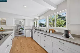 31 Ivy Dr, Orinda, CA 94563 - Photo 13