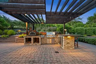 31 Ivy Dr, Orinda, CA 94563 - Photo 51