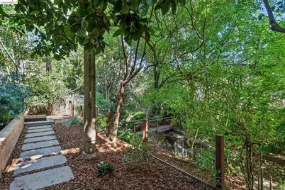 1858 San Lorenzo Ave, Berkeley, CA 94707 - Photo 53
