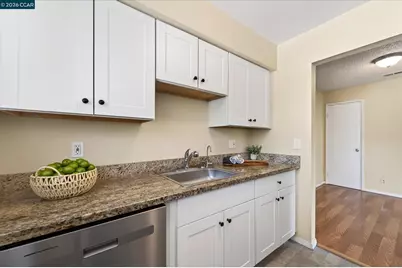 1065 Mohr Ln #D, Concord, CA 94518 - Photo 9