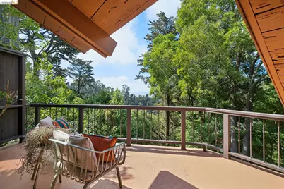 2835 Morley Dr., Oakland, CA 94611 - Photo 31