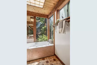 2835 Morley Dr., Oakland, CA 94611 - Photo 29