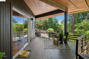 2835 Morley Dr, Oakland, CA 94611 - Photo 45