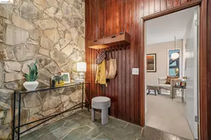 2835 Morley Dr, Oakland, CA 94611 - Photo 5