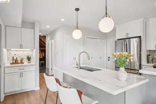 2835 Morley Dr, Oakland, CA 94611 - Photo 17