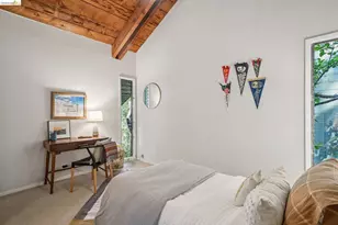 2835 Morley Dr, Oakland, CA 94611 - Photo 29