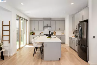 6017 Basaltina Pl, Dublin, CA 94568 - Photo 9