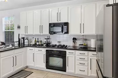 8861 Acorn Way, Gilroy, CA 95020 - Photo 7