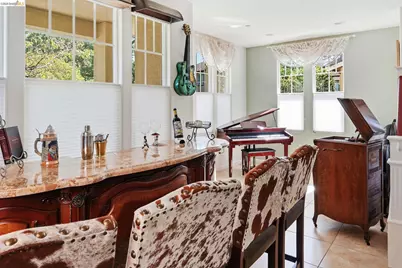 8861 Acorn Way, Gilroy, CA 95020 - Photo 11