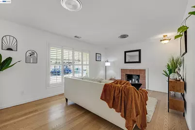 15126 Andover St, San Leandro, CA 94579 - Photo 5