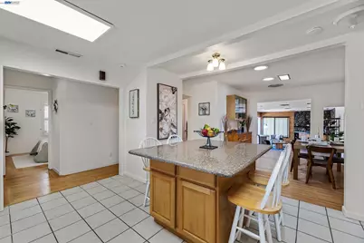 15126 Andover St, San Leandro, CA 94579 - Photo 9