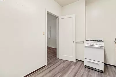 1732 University Ave, Berkeley, CA 94705 - Photo 9