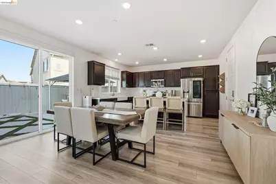 15929 Testarossa St, Lathrop, CA 95330 - Photo 5