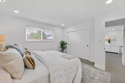 2449 Almaden Blvd, Union City, CA 94587 - Photo 17