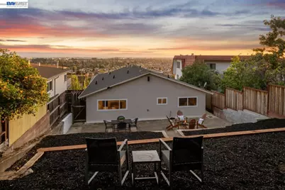 3009 Broadmoor View, Oakland, CA 94605 - Photo 39