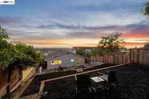 3009 Broadmoor View, Oakland, CA 94605 - Photo 5