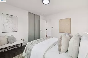 3009 Broadmoor View, Oakland, CA 94605 - Photo 33