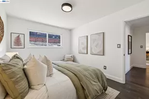3009 Broadmoor View, Oakland, CA 94605 - Photo 29
