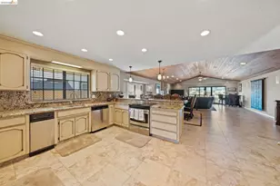 5621 Starboard Dr, Discovery Bay, CA 94505 - Photo 7