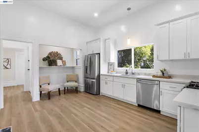 1612 11th St, Oakland, CA 94607 - Photo 19