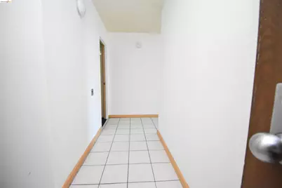 555 Pierce St #1320, Albany, CA 94706 - Photo 3