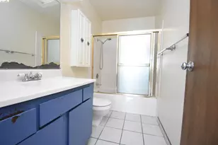 555 Pierce St, Albany, CA 94706 - Photo 19