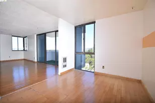 555 Pierce St, Albany, CA 94706 - Photo 11