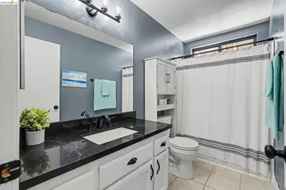 563 Cooper Dr, Benicia, CA 94510 - Photo 41