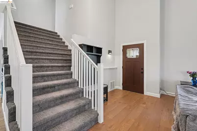 563 Cooper Dr, Benicia, CA 94510 - Photo 7