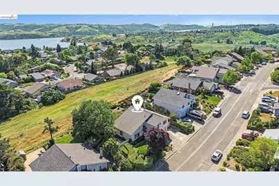 563 Cooper Dr, Benicia, CA 94510 - Photo 53