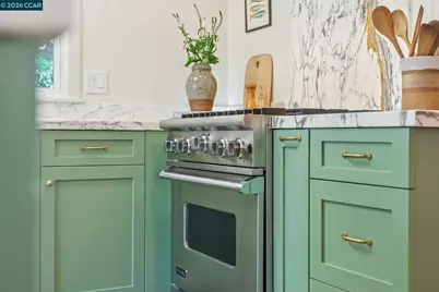 1126 Hidalgo Ct, Lafayette, CA 94549 - Photo 11