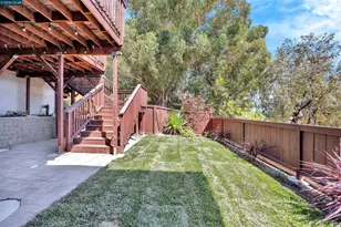 1100 Dunsyre Dr, Lafayette, CA 94549 - Photo 37