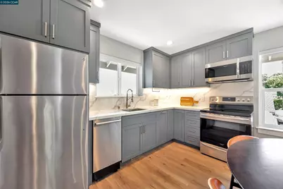 1100 Dunsyre Dr, Lafayette, CA 94549 - Photo 31