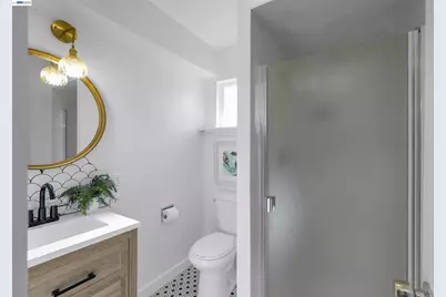 18286 Center St, Castro Valley, CA 94546 - Photo 41