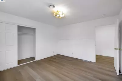 18286 Center St, Castro Valley, CA 94546 - Photo 27