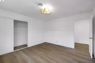 18286 Center St, Castro Valley, CA 94546 - Photo 27