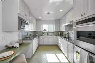 18286 Center St, Castro Valley, CA 94546 - Photo 15