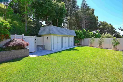 2810 Wright Ave, Pinole, CA 94564 - Photo 17