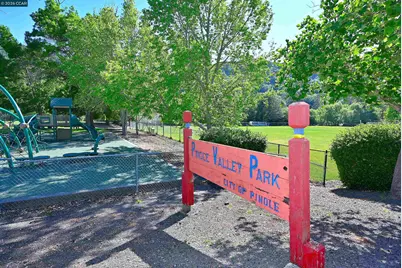 2810 Wright Ave, Pinole, CA 94564 - Photo 57