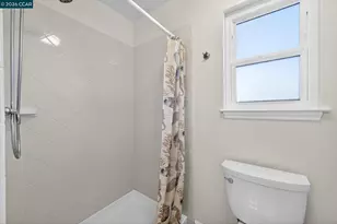 2134 Whippoorwill Ct, Pinole, CA 94564 - Photo 47