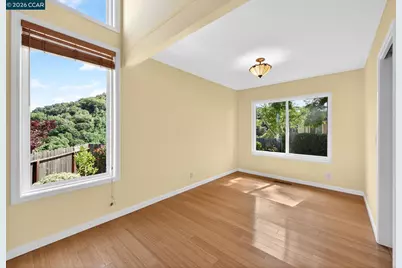 2134 Whippoorwill Ct, Pinole, CA 94564 - Photo 29