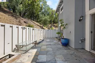 34 Chimney Rock, Oakland, CA 94605 - Photo 17