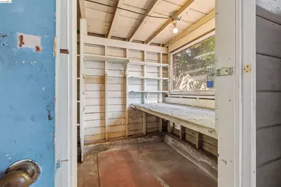 2939 57th Ave, Oakland, CA 94605 - Photo 29