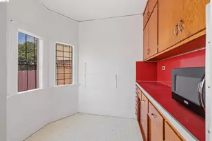 2939 57th Ave, Oakland, CA 94605 - Photo 19