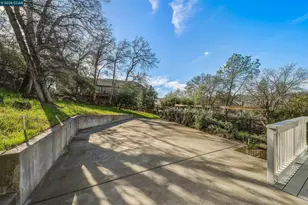 18357 Deer Hill Rd, Hidden Valley Lake, CA 95467 - Photo 37