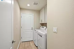 7880 La Quinta Ct, Pleasanton, CA 94588 - Photo 39