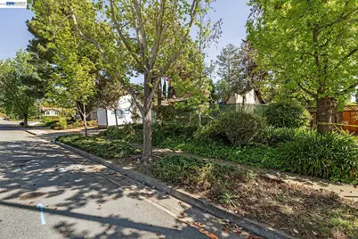 1672 Via Sombrio, Fremont, CA 94539 - Photo 3