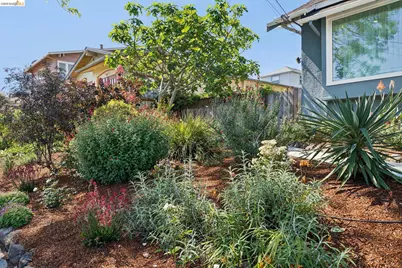 3631 Lyon Ave, Oakland, CA 94601 - Photo 3